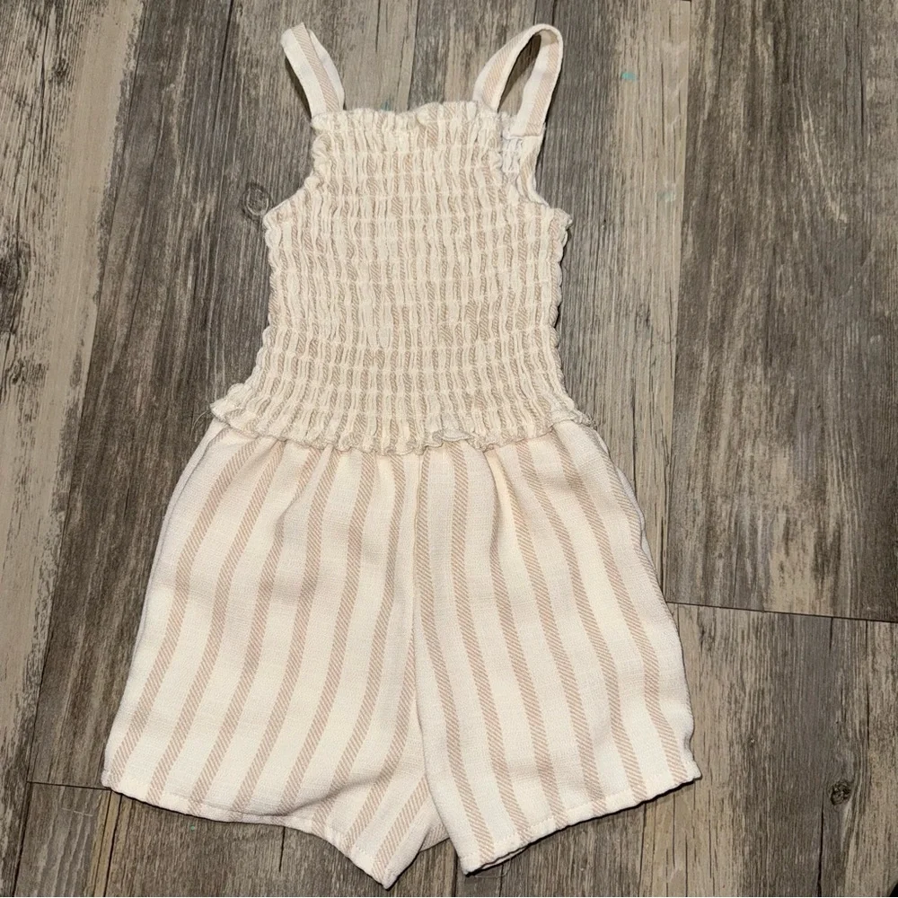 ☀️6/$20☀️ Wonder Nation Neutral Striped Romper